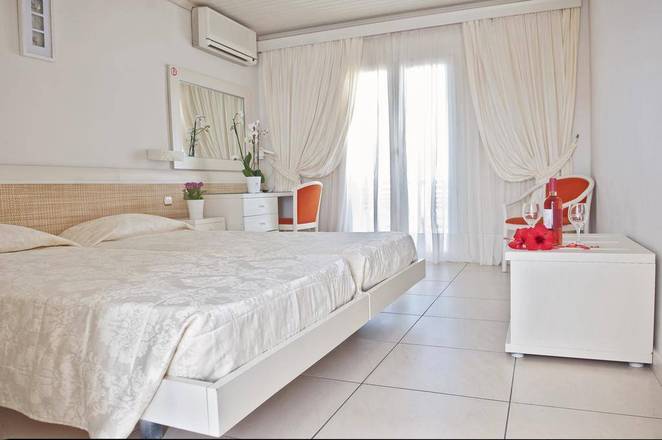 Aeolos Hotel, Mykonos